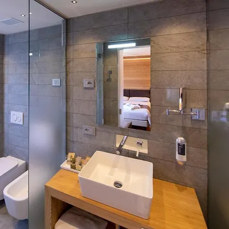 Edelweiss - Larespa 3* Crodo