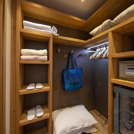 Ξενοδοχείο Edelweiss - Larespa