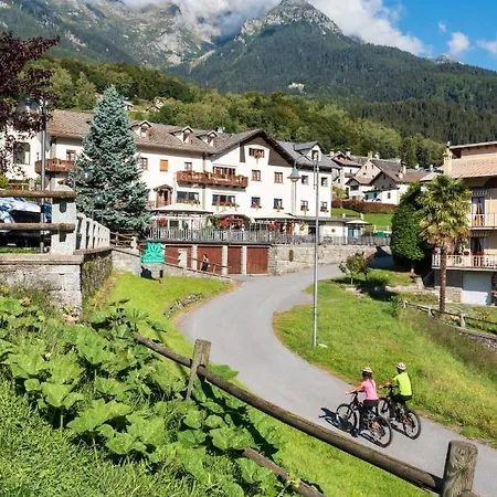 Hotell Edelweiss - Larespa