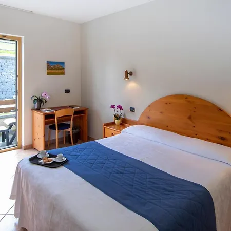 Edelweiss - Larespa Hotel 3*