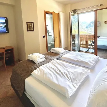 Edelweiss - Larespa Hotel 3*