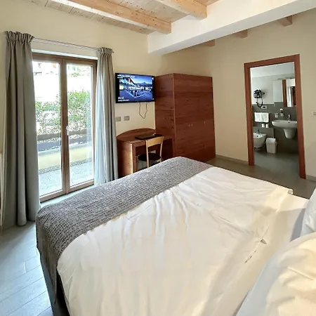 Hotel Edelweiss - Larespa 3*