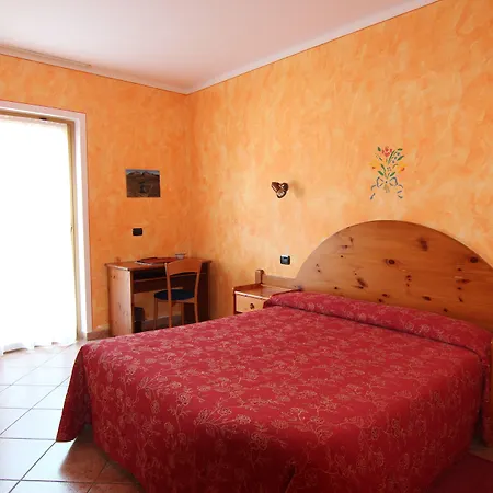 Edelweiss - Larespa Hotel