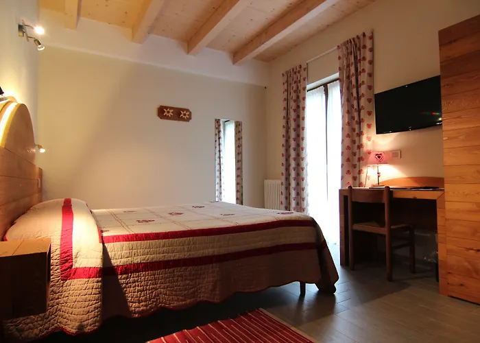 Edelweiss - Larespa Hotel 3*